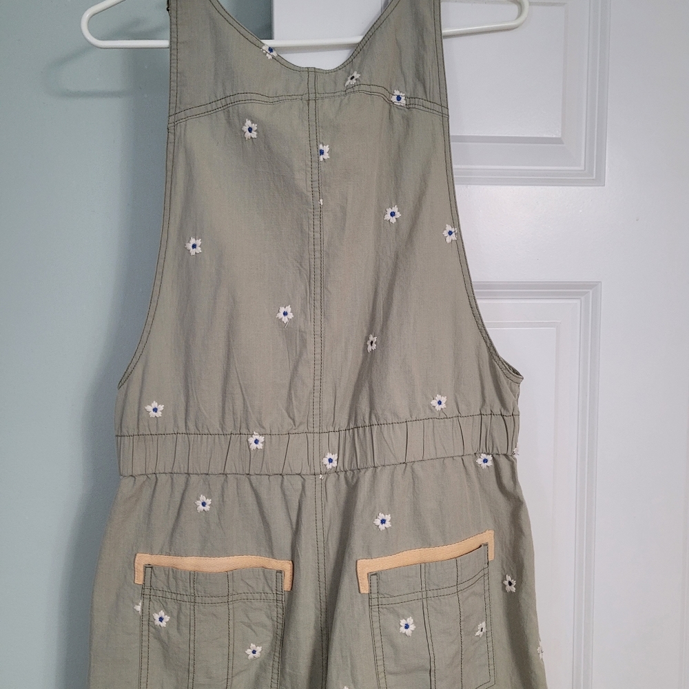 Anthropologie Pilcro Dessa Floral Romper Overalls size m